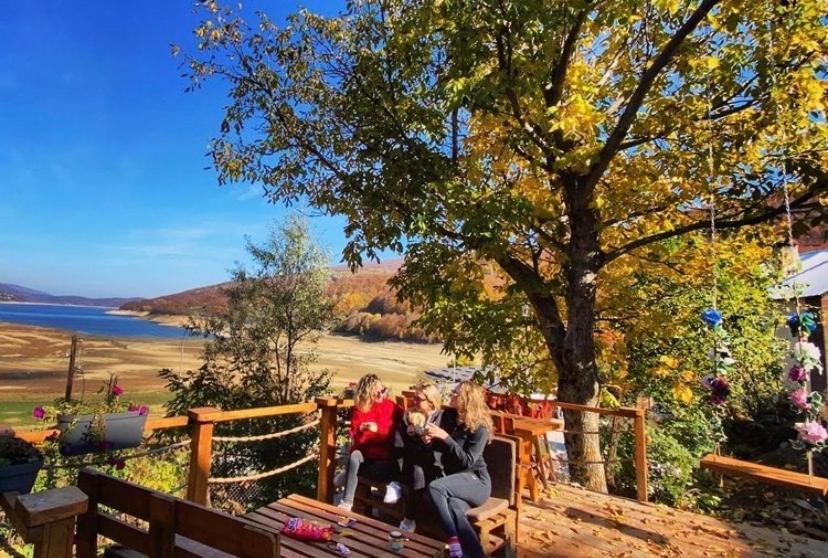 Cece'S Home Mavrovo Eksteriør billede
