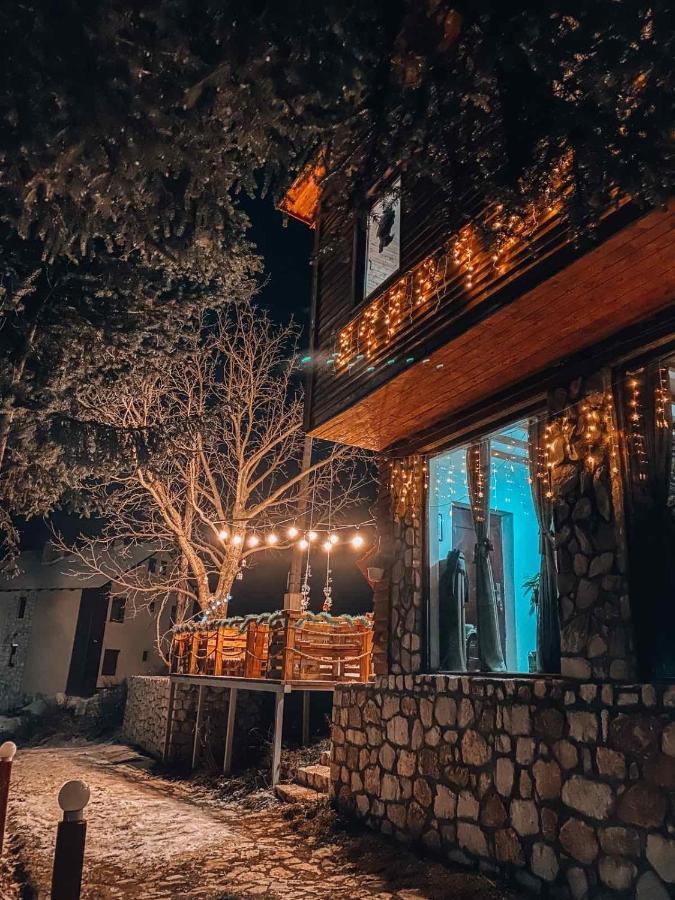 Cece'S Home Mavrovo Eksteriør billede