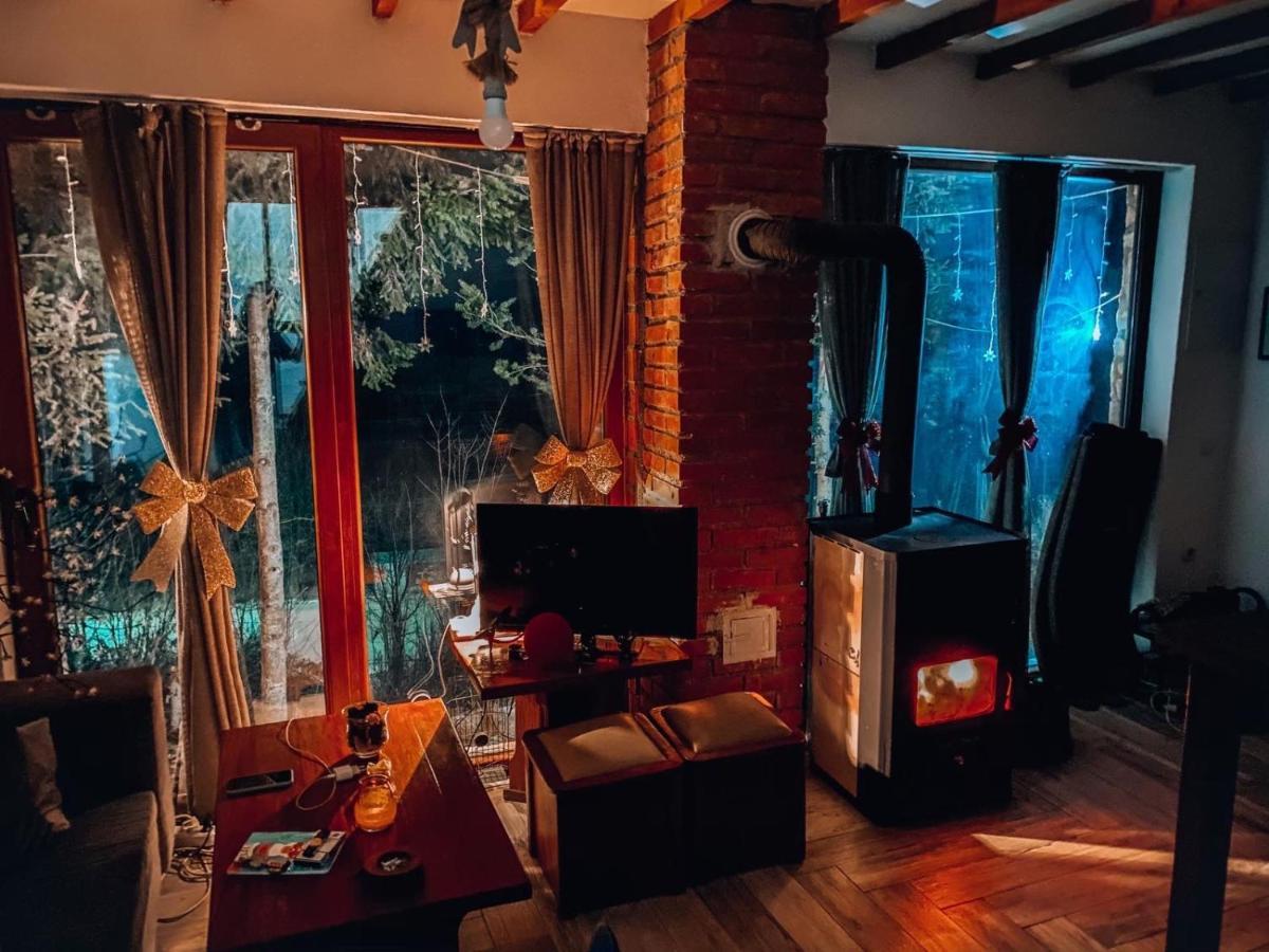 Cece'S Home Mavrovo Eksteriør billede