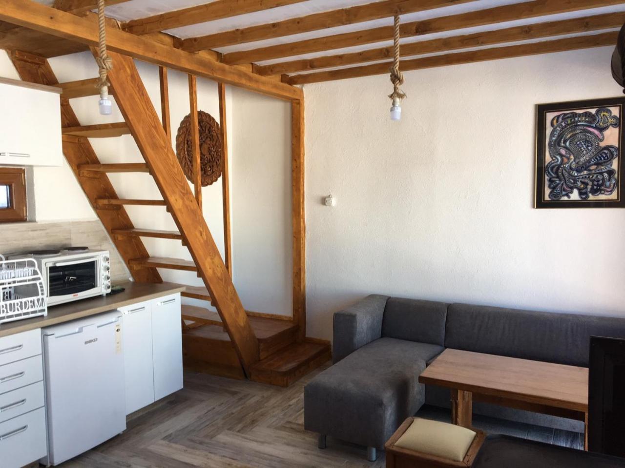 Cece'S Home Mavrovo Eksteriør billede