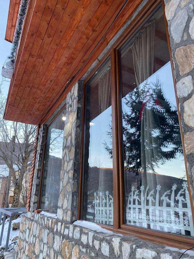 Cece'S Home Mavrovo Eksteriør billede
