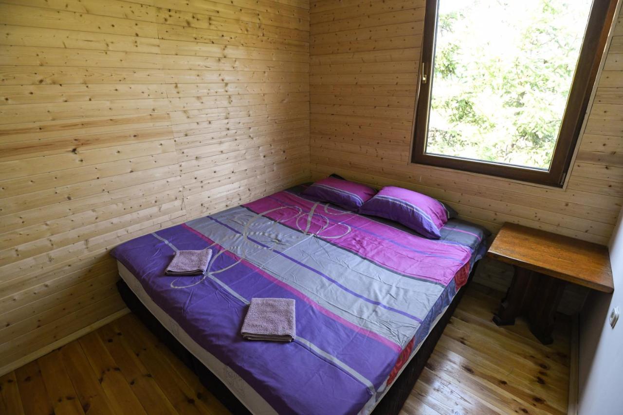 Cece'S Home Mavrovo Eksteriør billede