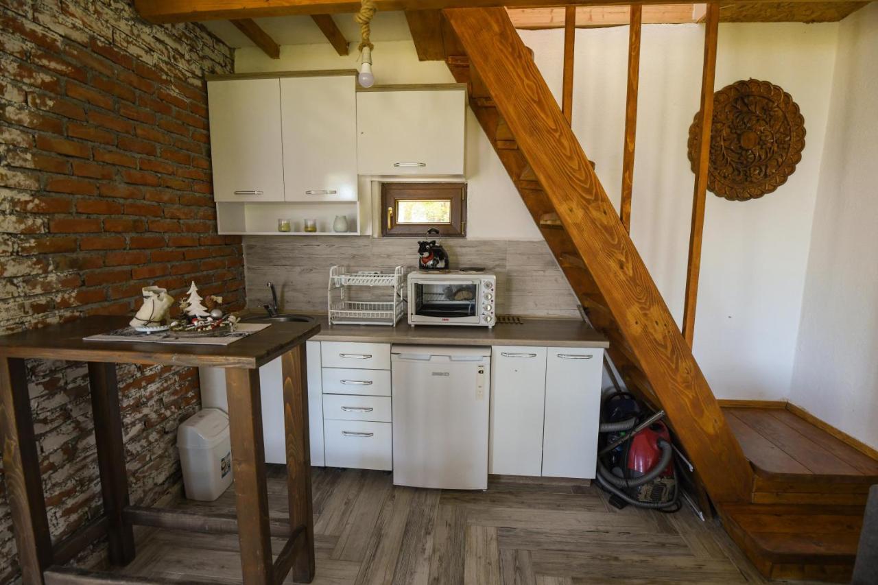 Cece'S Home Mavrovo Eksteriør billede